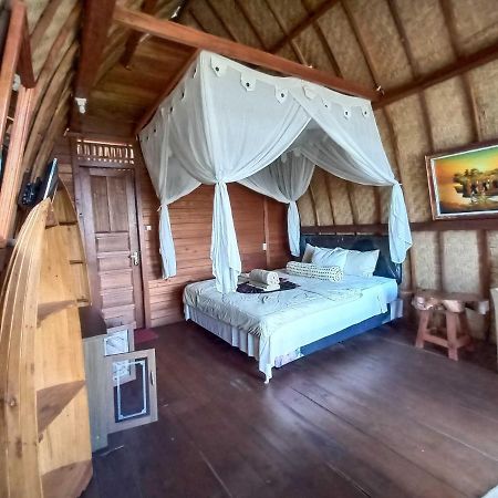 Tiing Bali Guest House Kubupenlokan ภายนอก รูปภาพ
